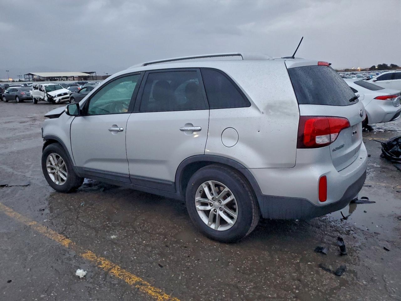 2015 KIA SORENTO