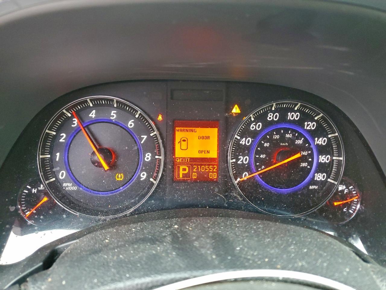 2010 INFINITI FX35
