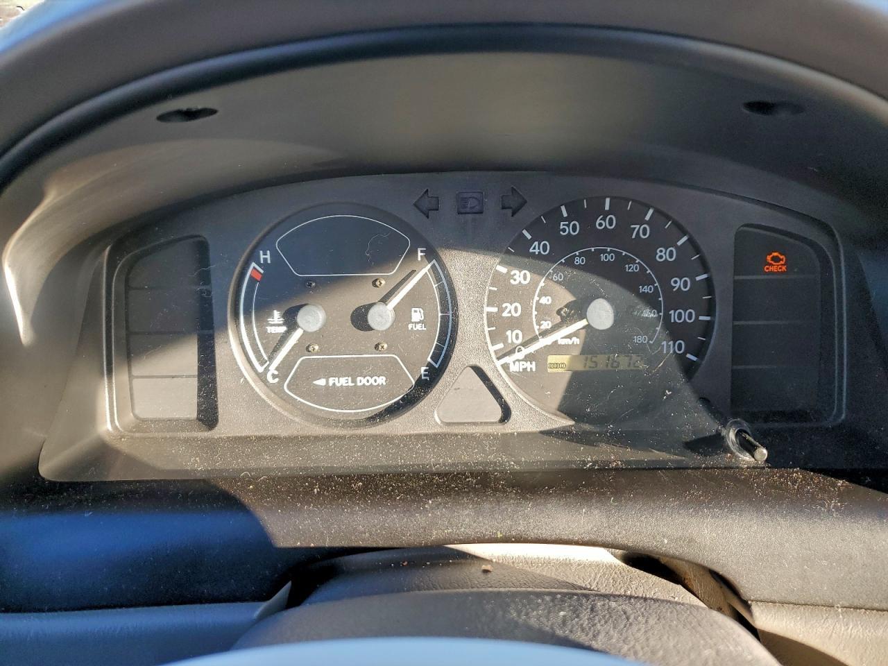 2002 TOYOTA COROLLA