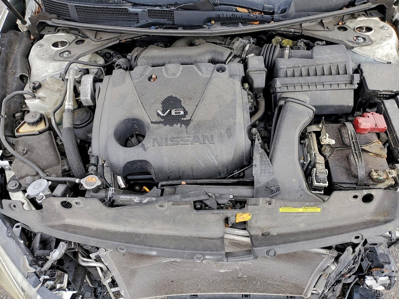2016 NISSAN Maxima