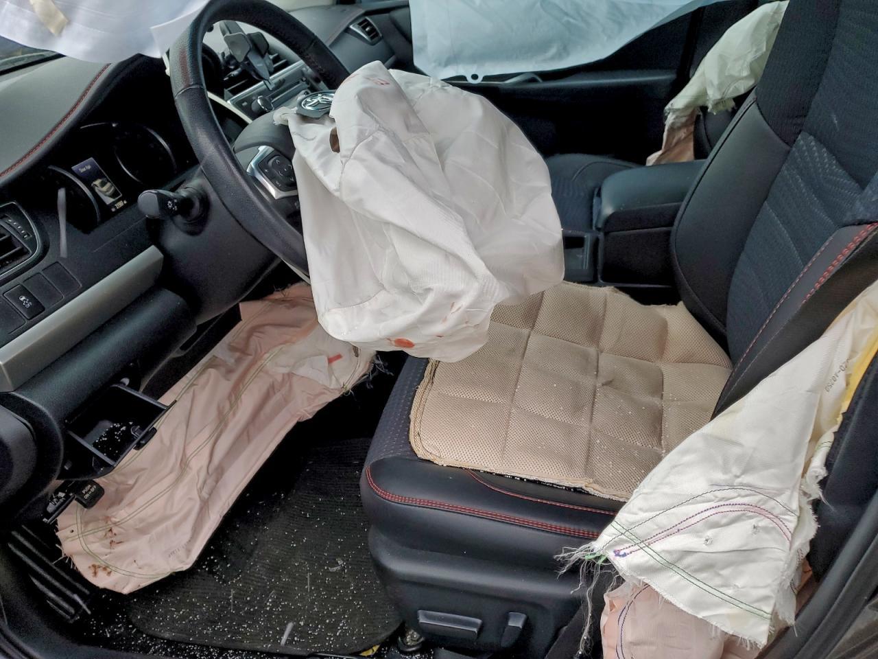 2015 TOYOTA CAMRY