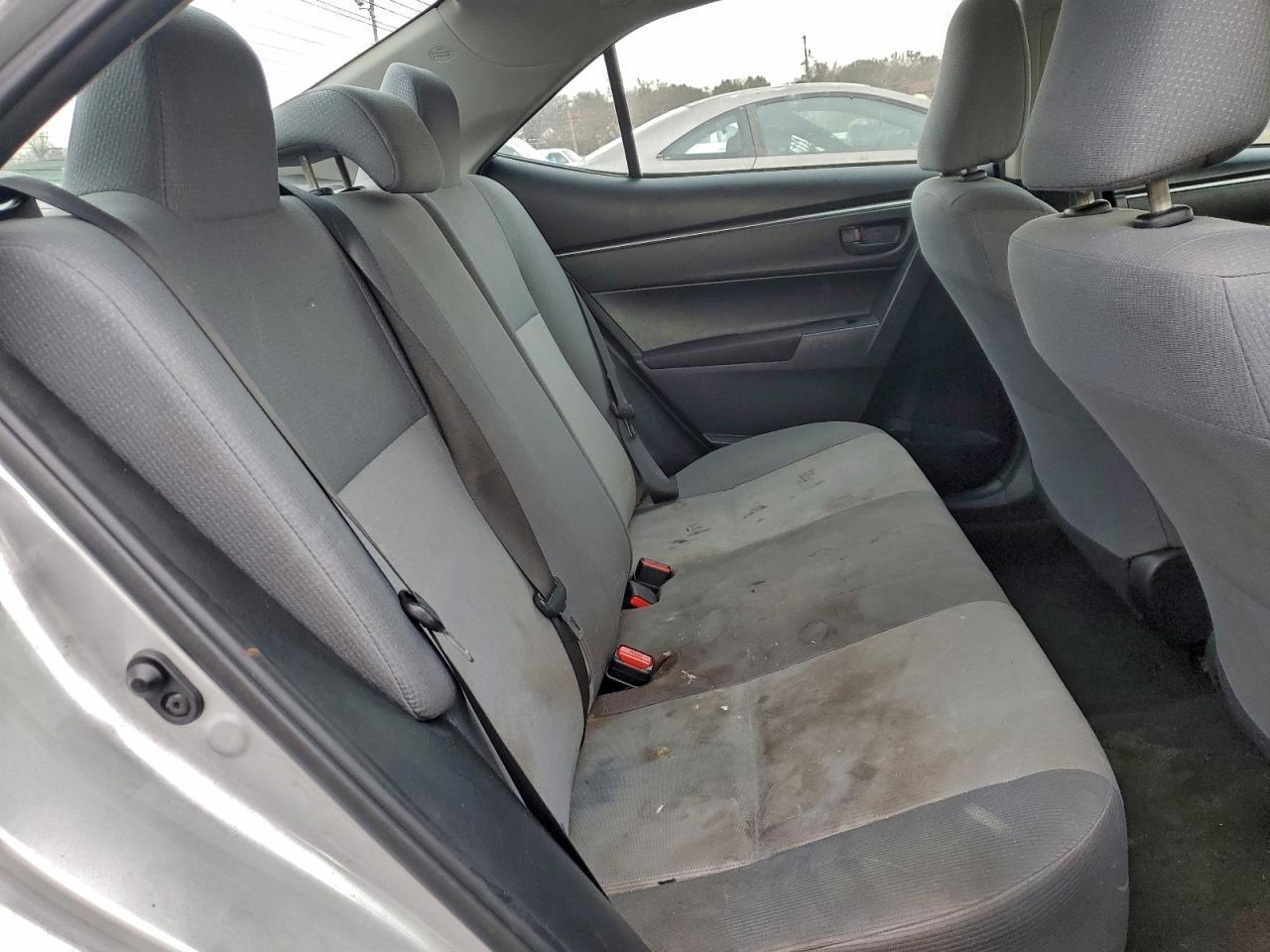 2016 TOYOTA COROLLA
