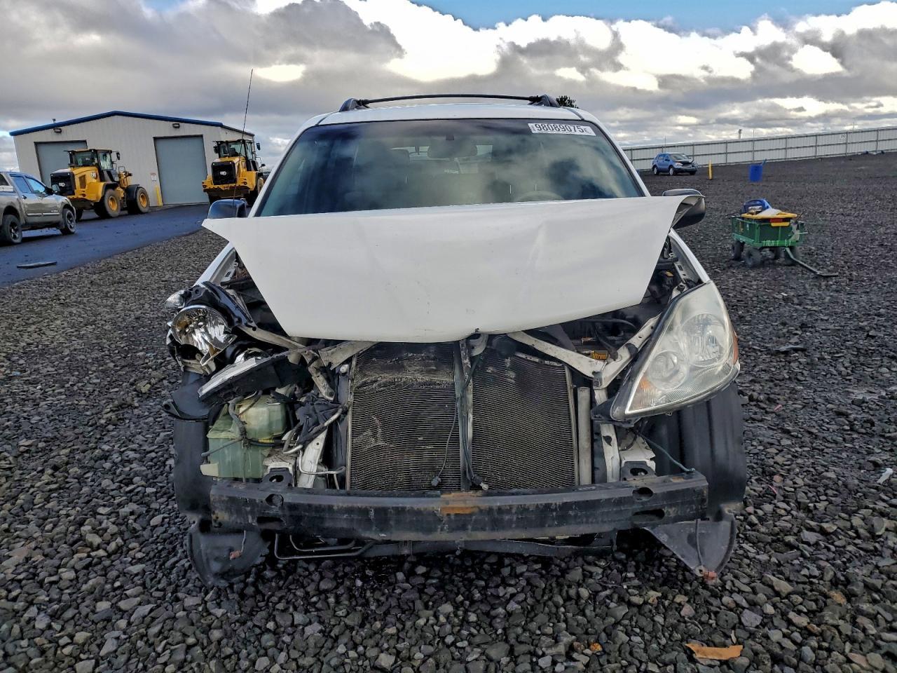 2008 TOYOTA SIENNA