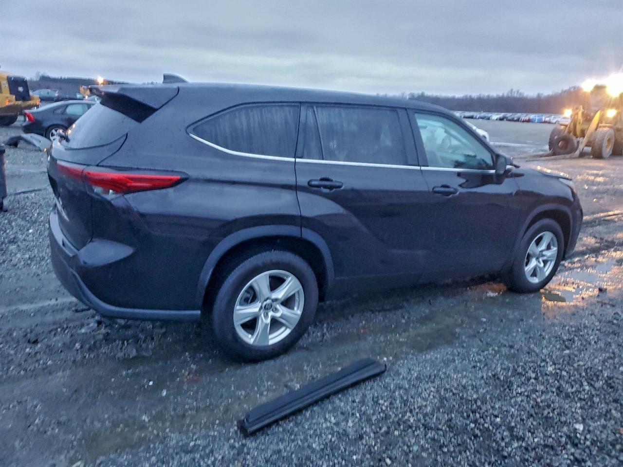 2022 TOYOTA HIGHLANDER