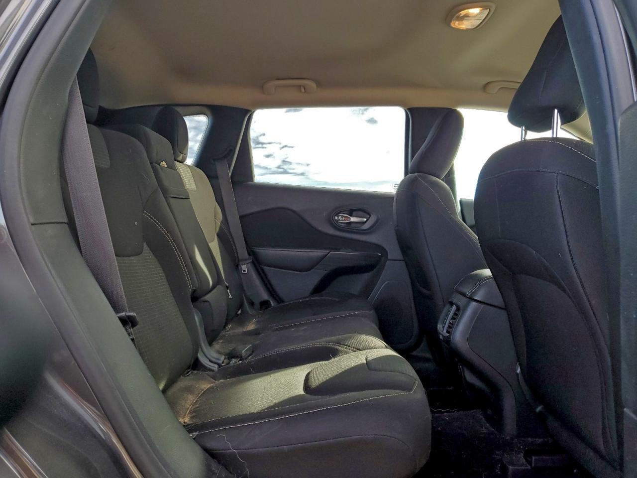 2016 JEEP CHEROKEE