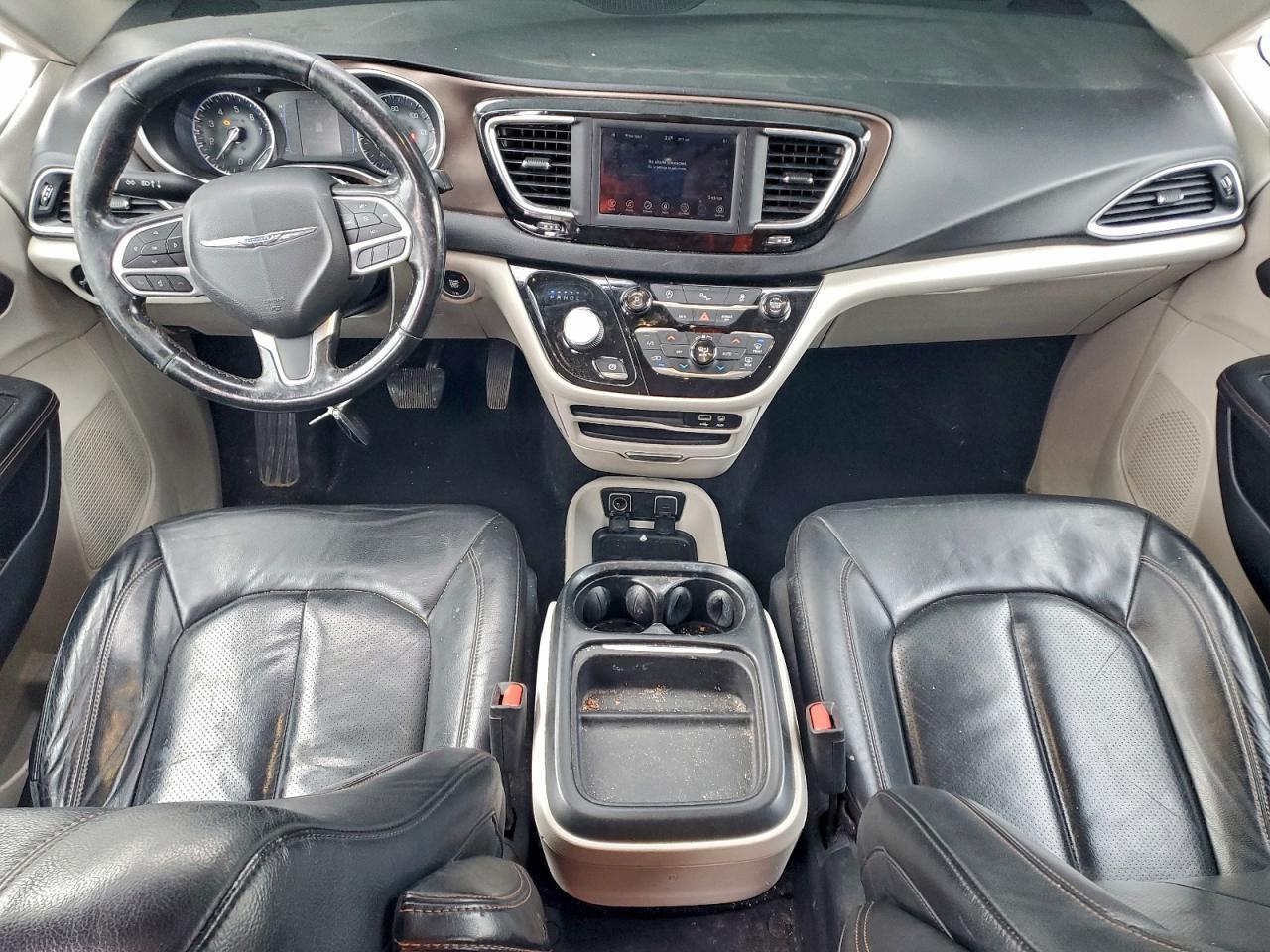 2019 CHRYSLER Pacifica