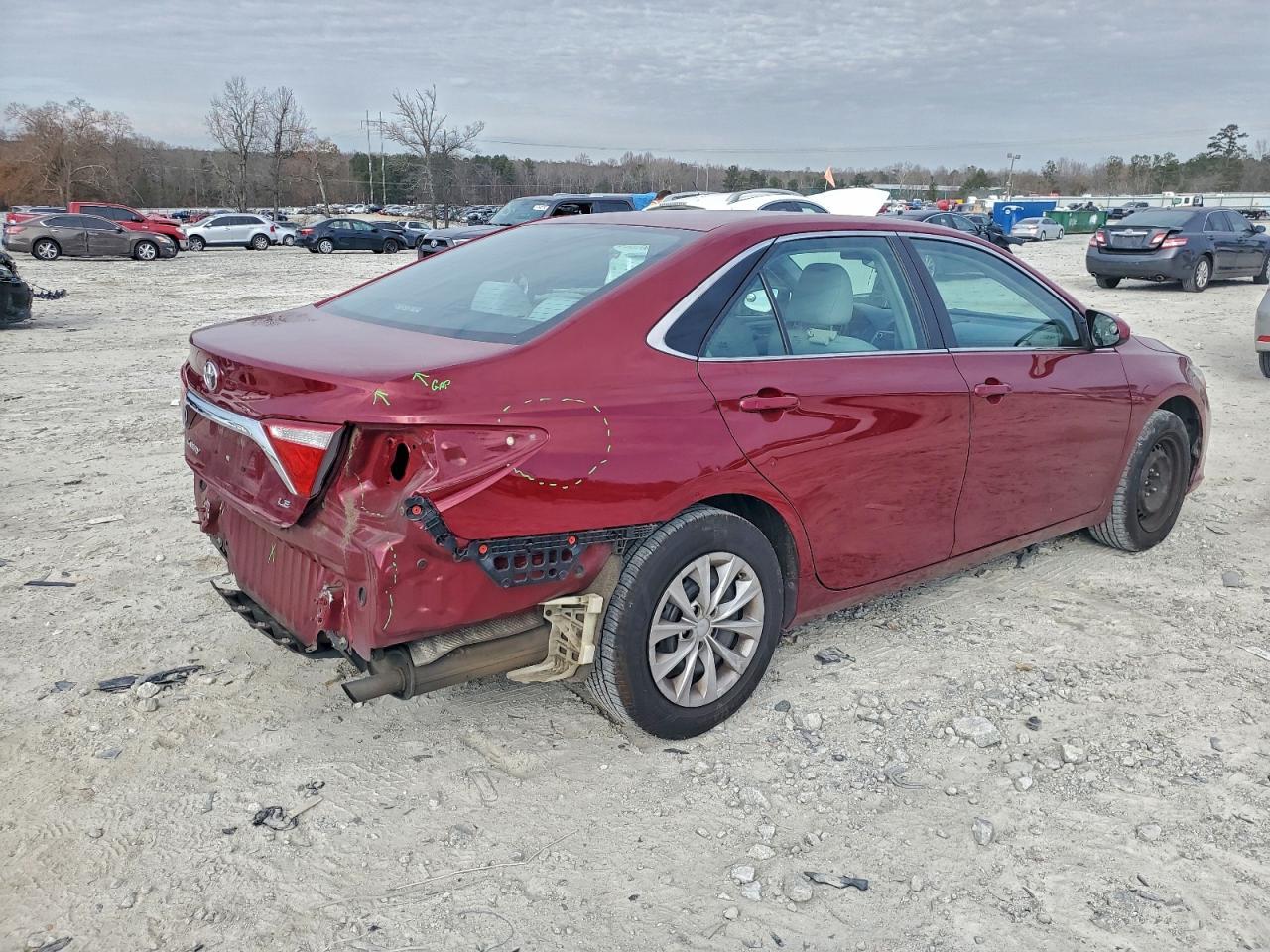 2016 TOYOTA CAMRY