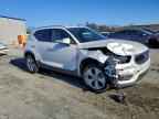 2022 VOLVO XC40