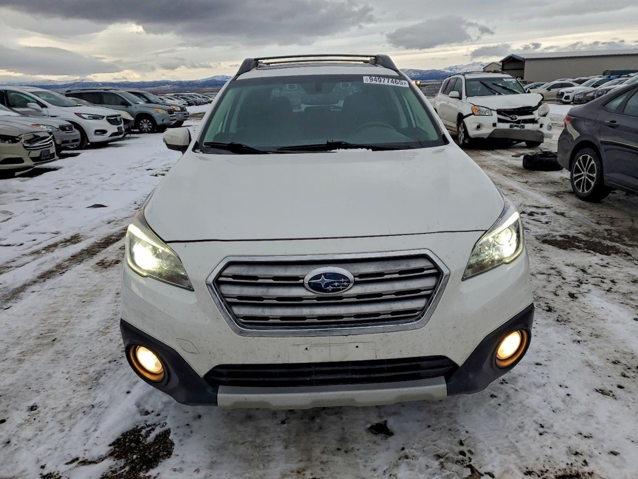 2017 SUBARU Outback