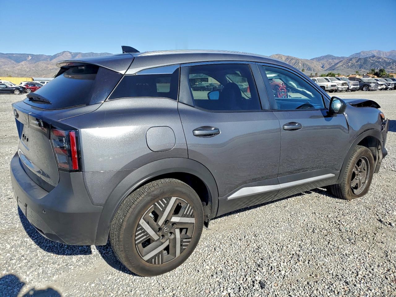 2026 NISSAN KICKS
