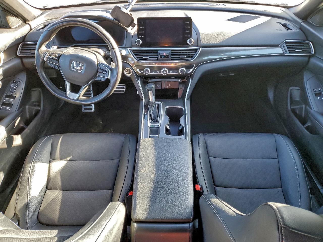 2019 HONDA ACCORD