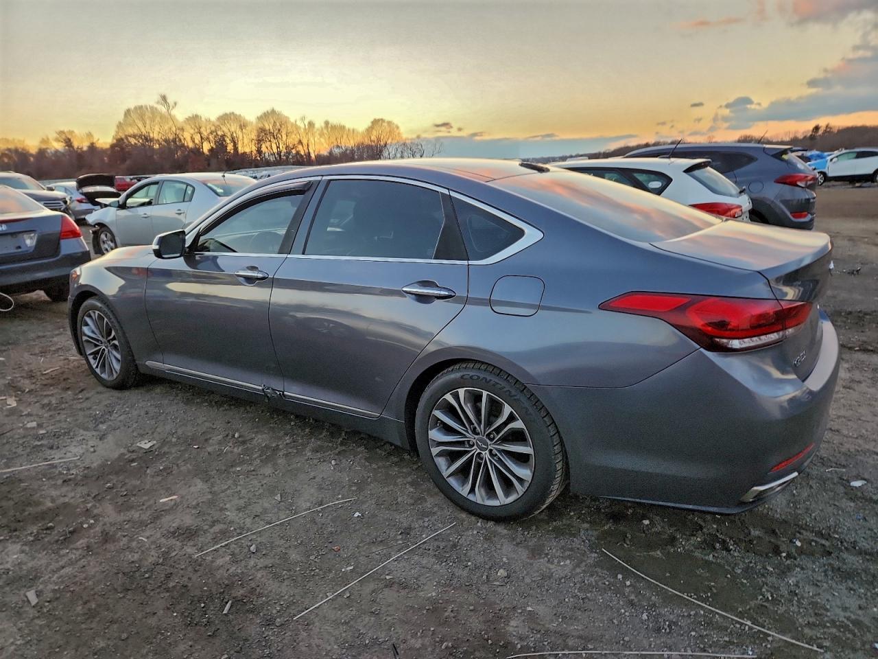 2015 HYUNDAI GENESIS