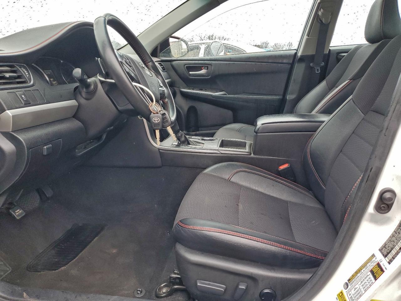 2017 TOYOTA CAMRY