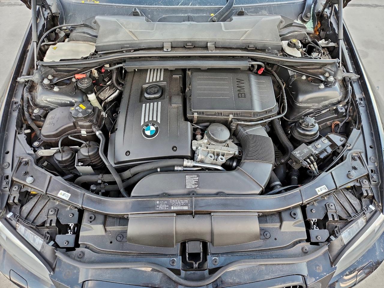 2013 BMW 3 SERIES