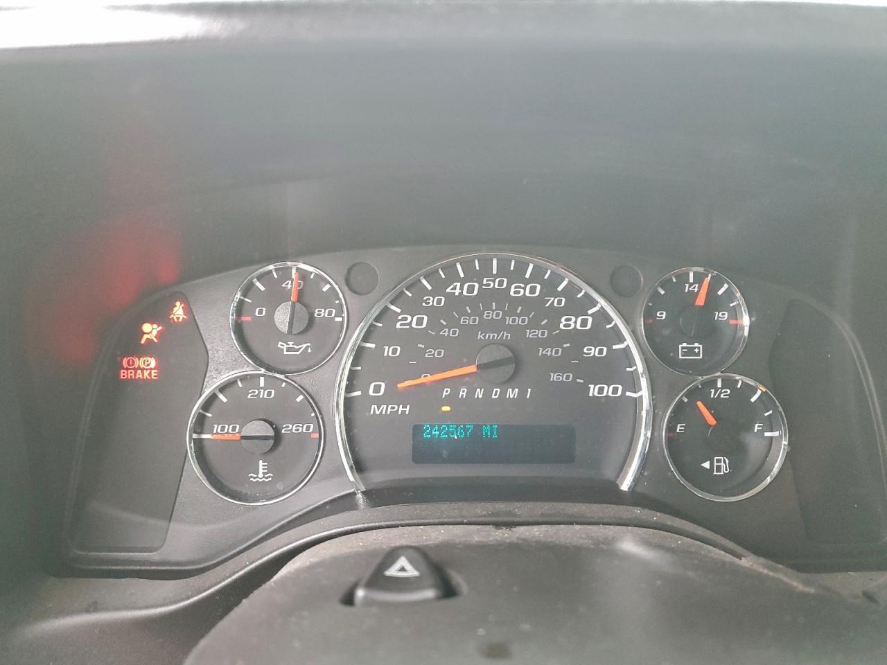 2017 CHEVROLET EXPRESS 2500