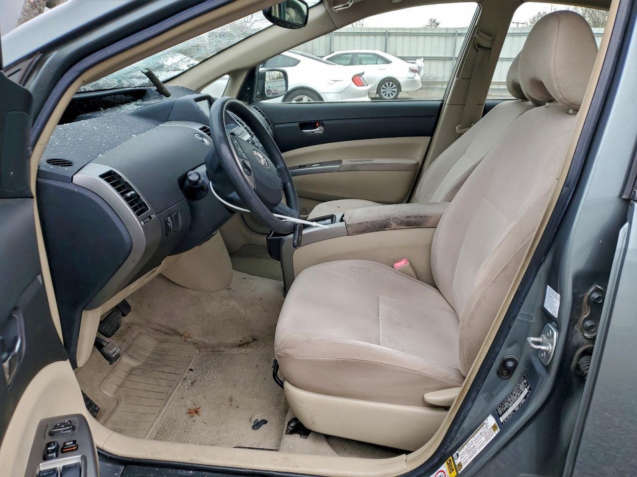 2004 TOYOTA PRIUS