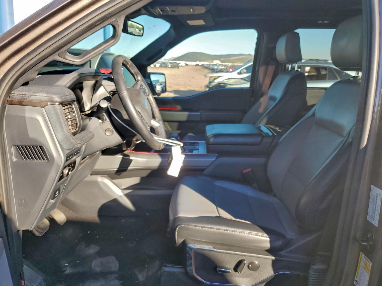 2023 FORD F-150 Lightning