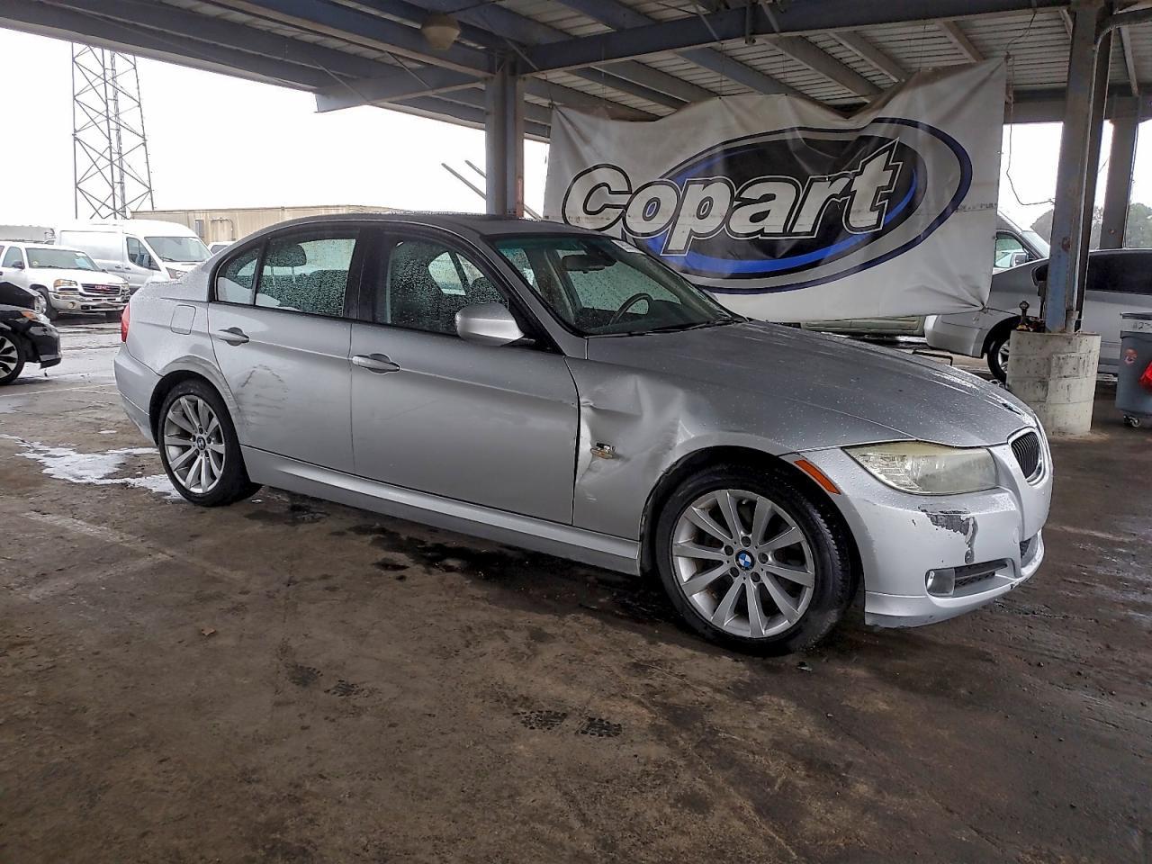 2011 BMW 3 SERIES