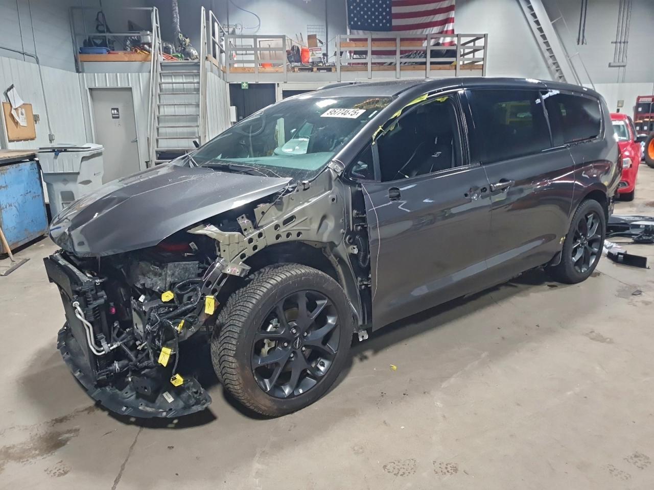 2022 CHRYSLER Pacifica