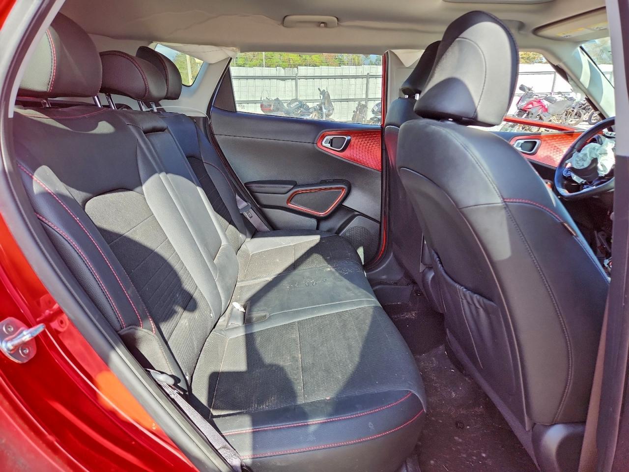 2021 KIA SOUL