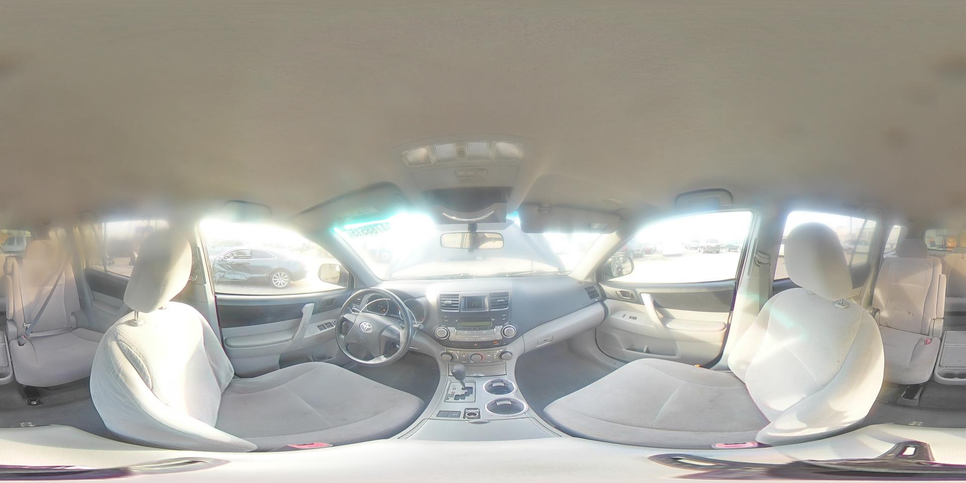 2010 TOYOTA HIGHLANDER