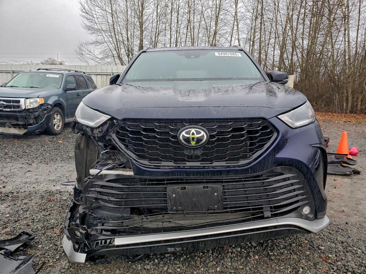 2021 TOYOTA HIGHLANDER