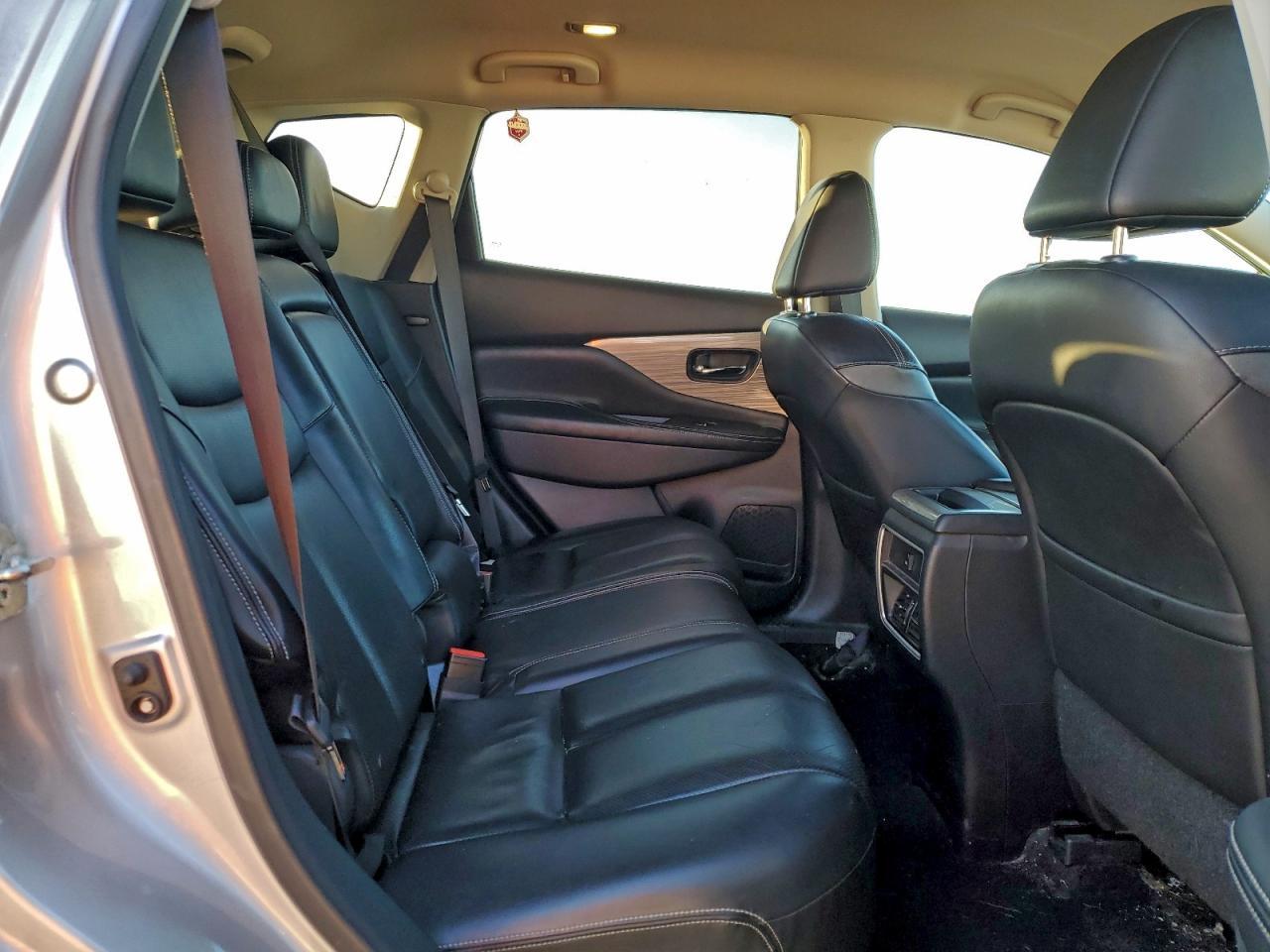 2016 NISSAN MURANO