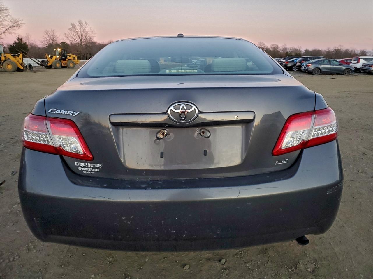 2011 TOYOTA CAMRY