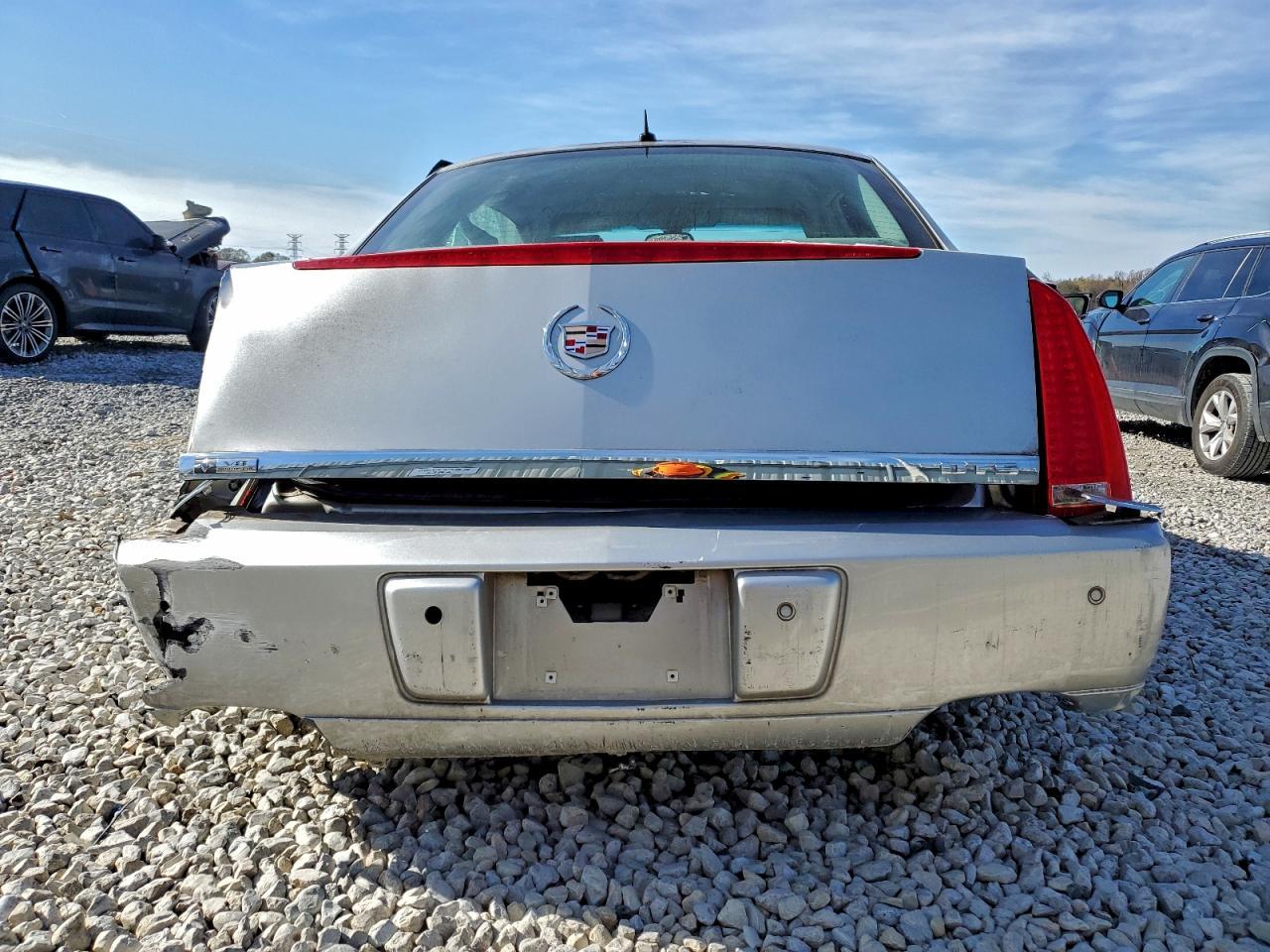 2006 CADILLAC DTS