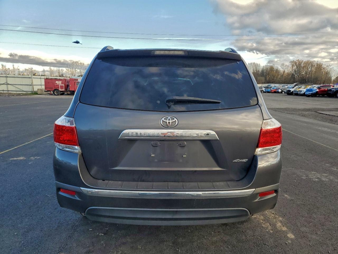 2012 TOYOTA HIGHLANDER