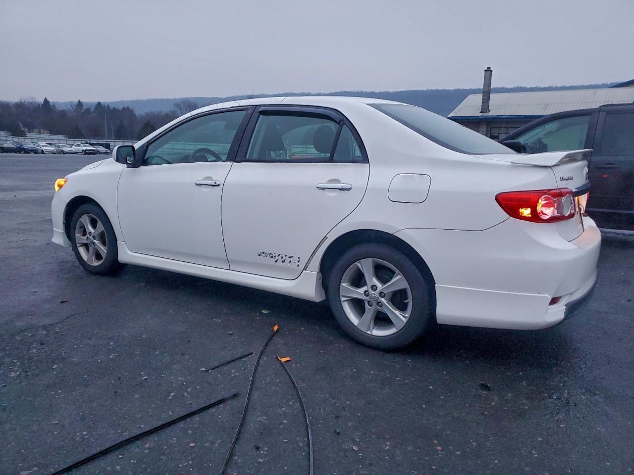 2011 TOYOTA COROLLA