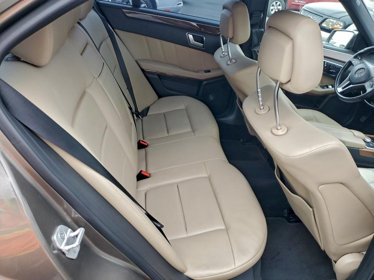 2012 MERCEDES-BENZ E-Class