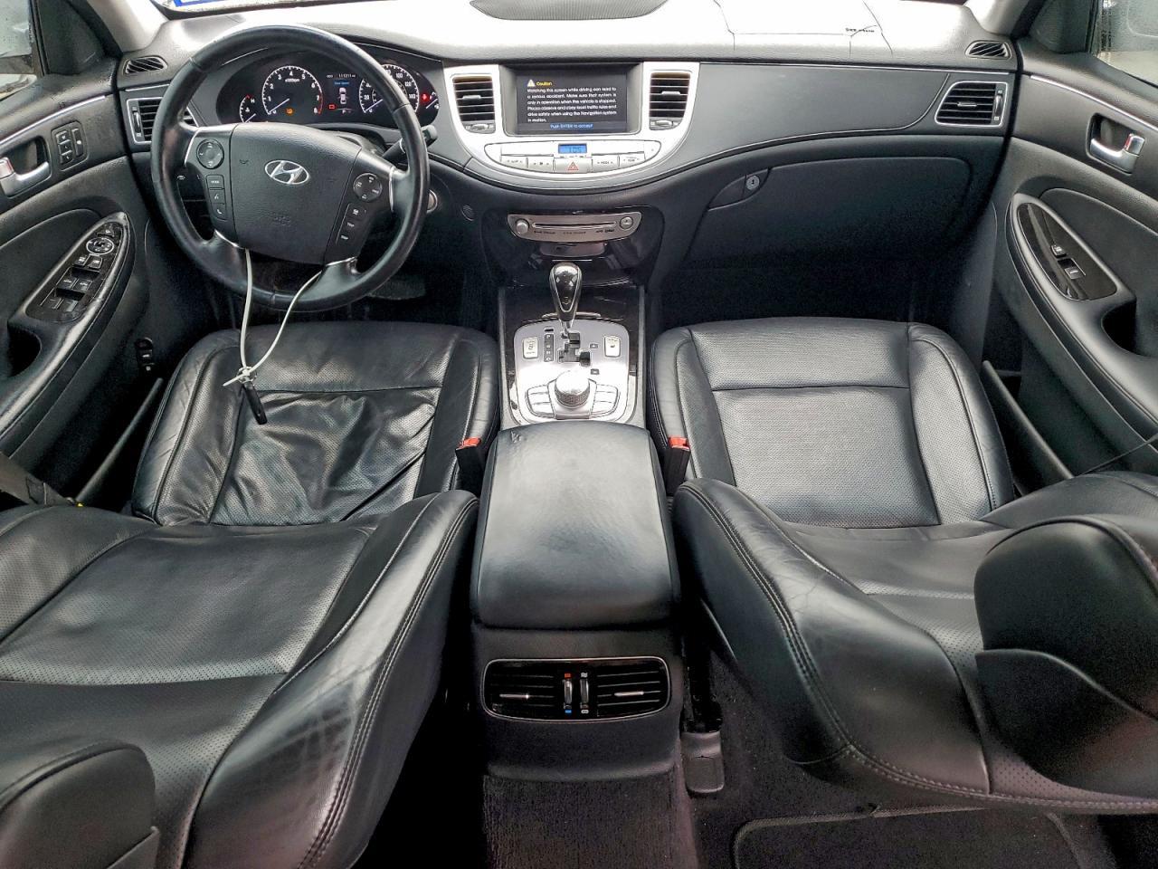 2012 HYUNDAI GENESIS