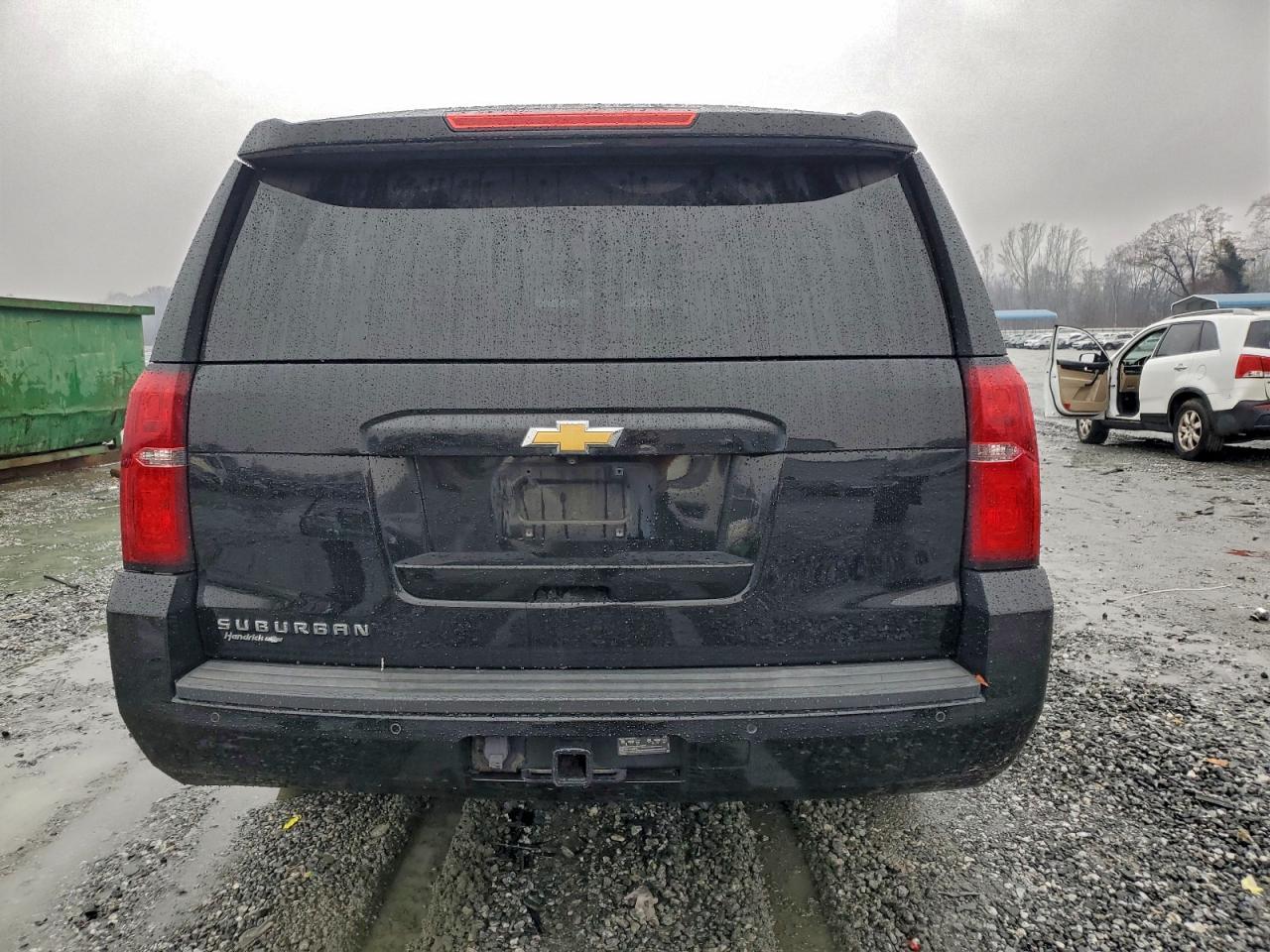 2016 CHEVROLET Suburban