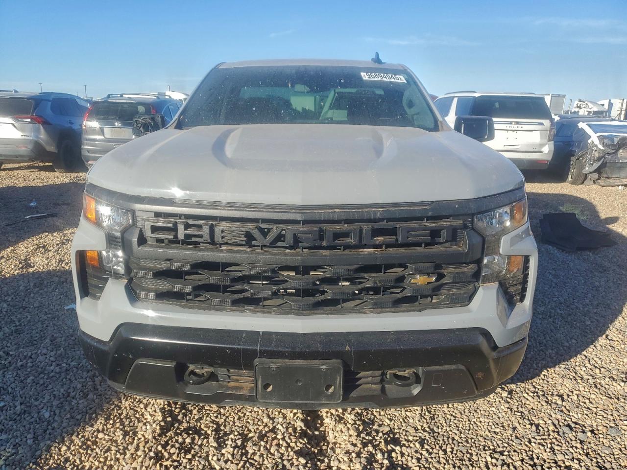 2024 CHEVROLET Silverado