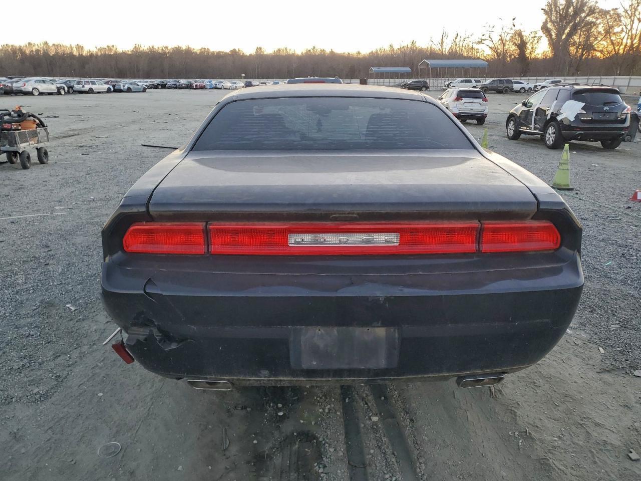 2012 DODGE Challenger