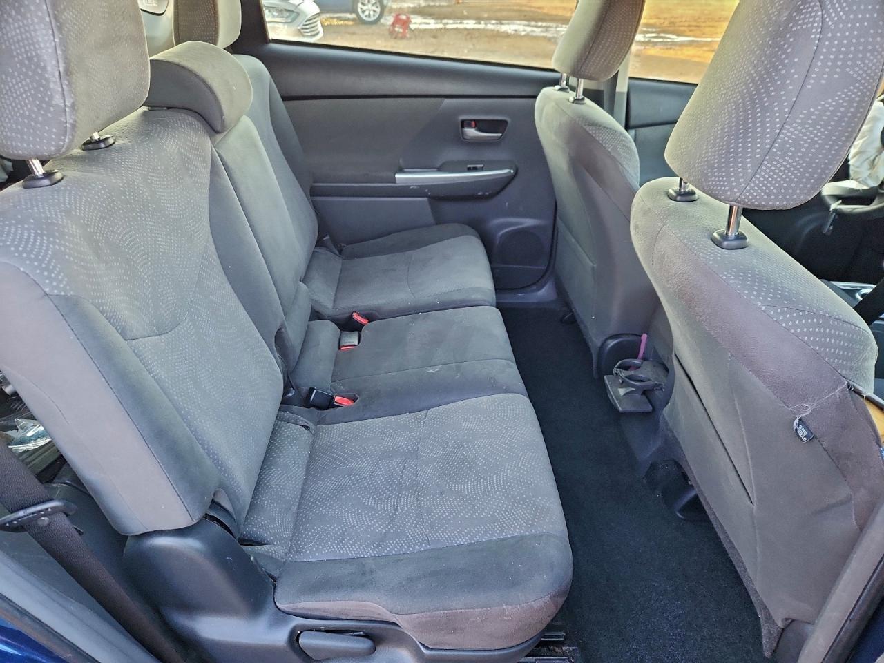 2013 TOYOTA PRIUS V