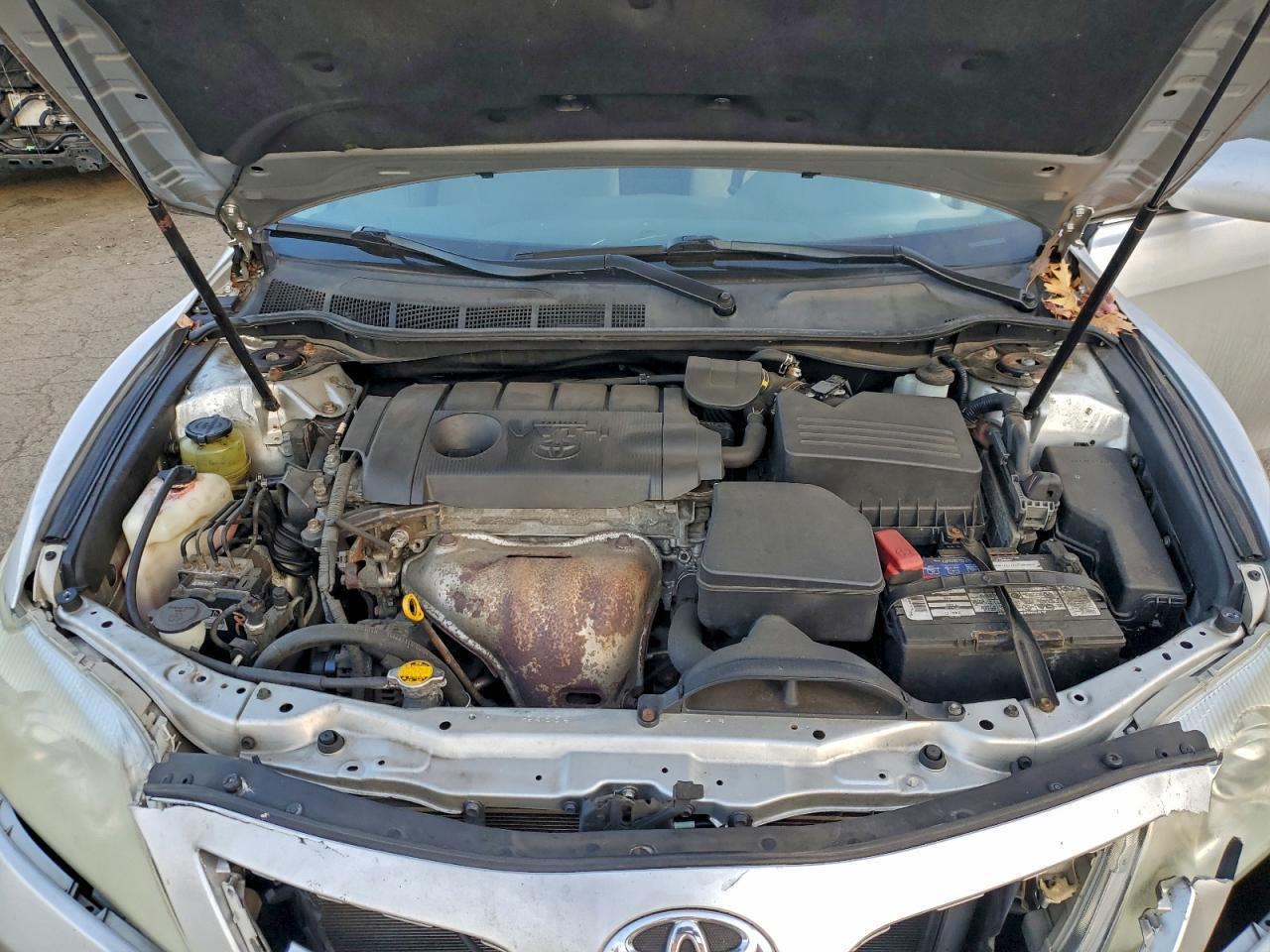 2011 TOYOTA CAMRY