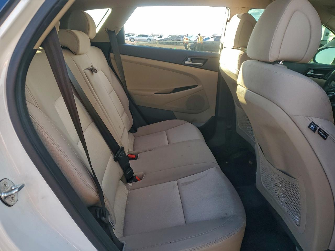 2017 HYUNDAI TUCSON