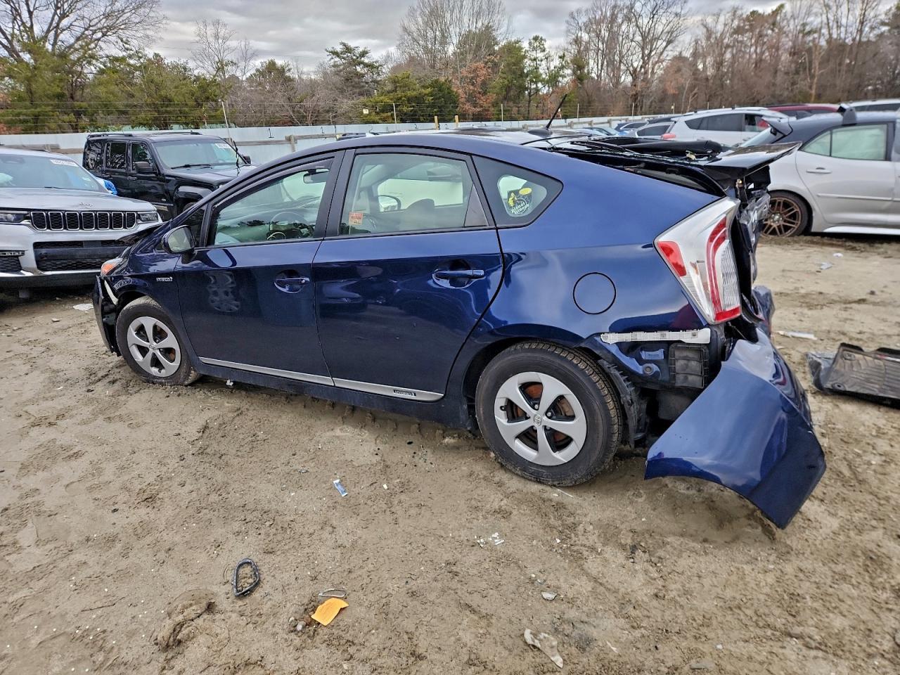2015 TOYOTA PRIUS