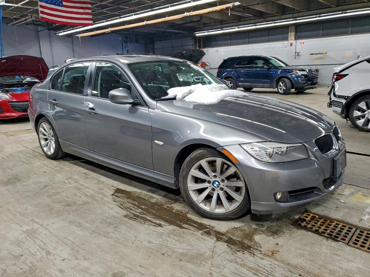 2011 BMW 3 SERIES