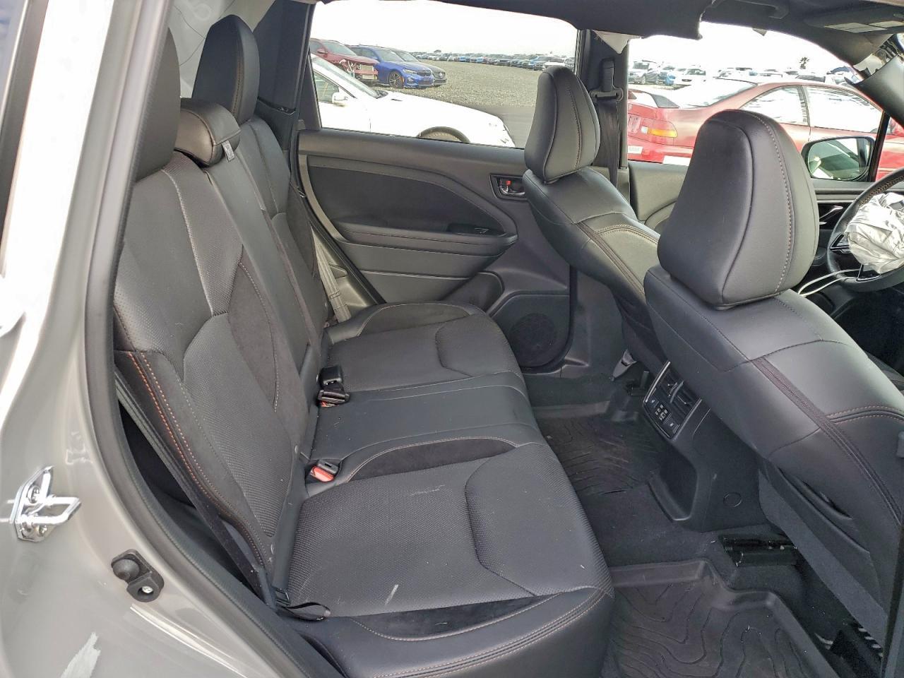 2025 SUBARU FORESTER