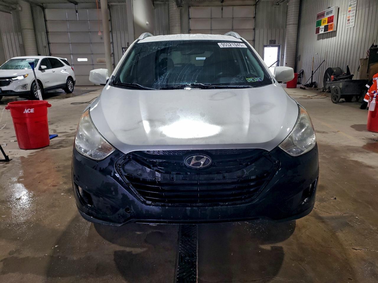 2011 HYUNDAI TUCSON