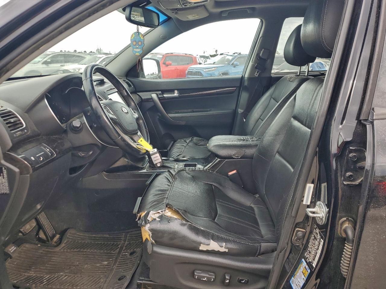 2015 KIA SORENTO