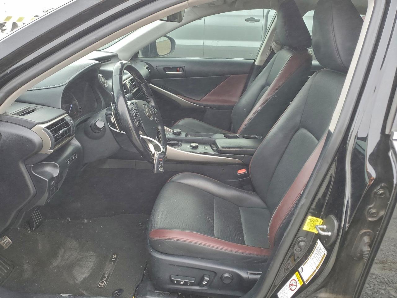 2017 LEXUS IS 200t
