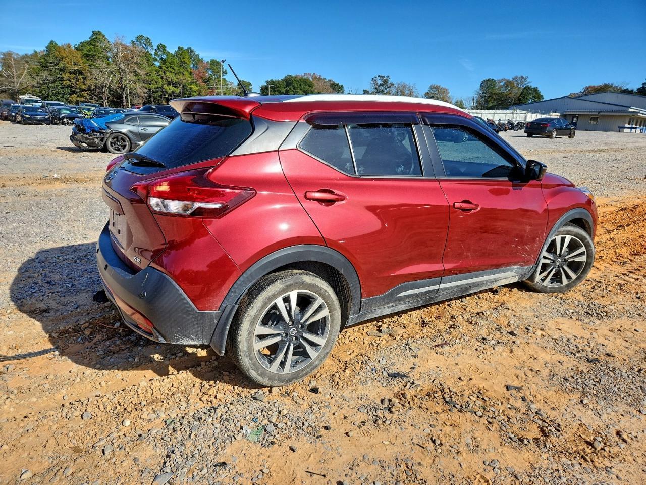 2020 NISSAN KICKS