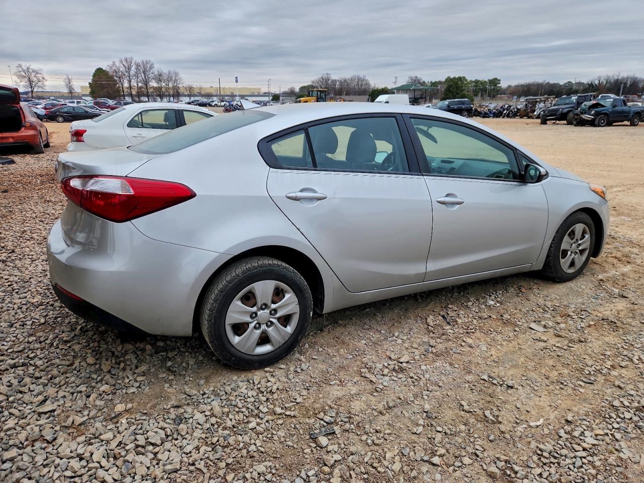 2016 KIA FORTE
