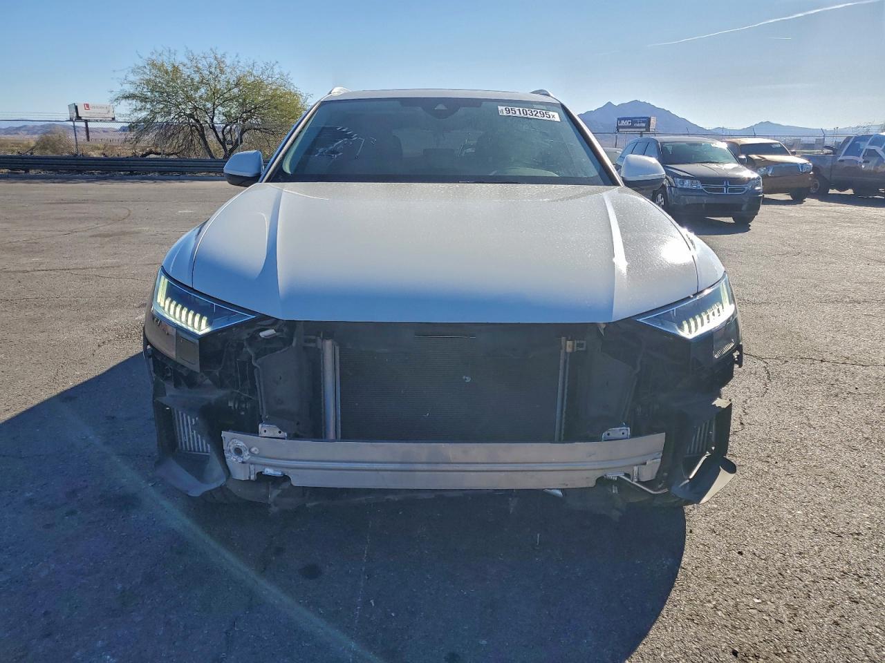 2023 AUDI Q8
