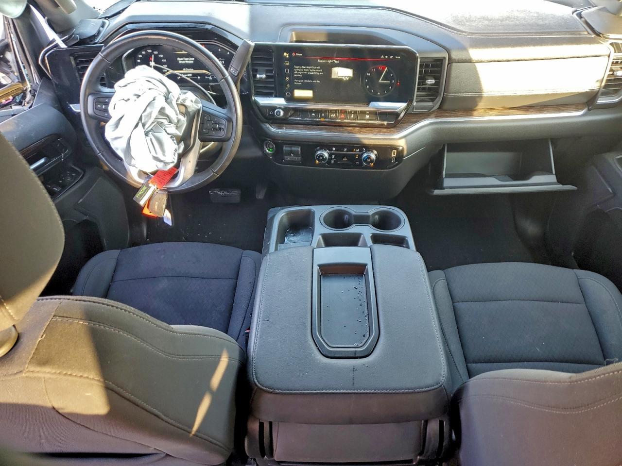2023 GMC Sierra