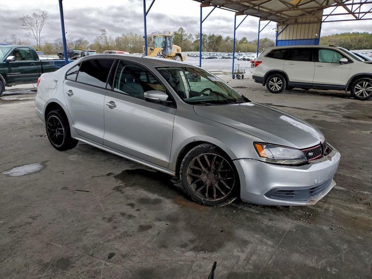 2012 VOLKSWAGEN JETTA